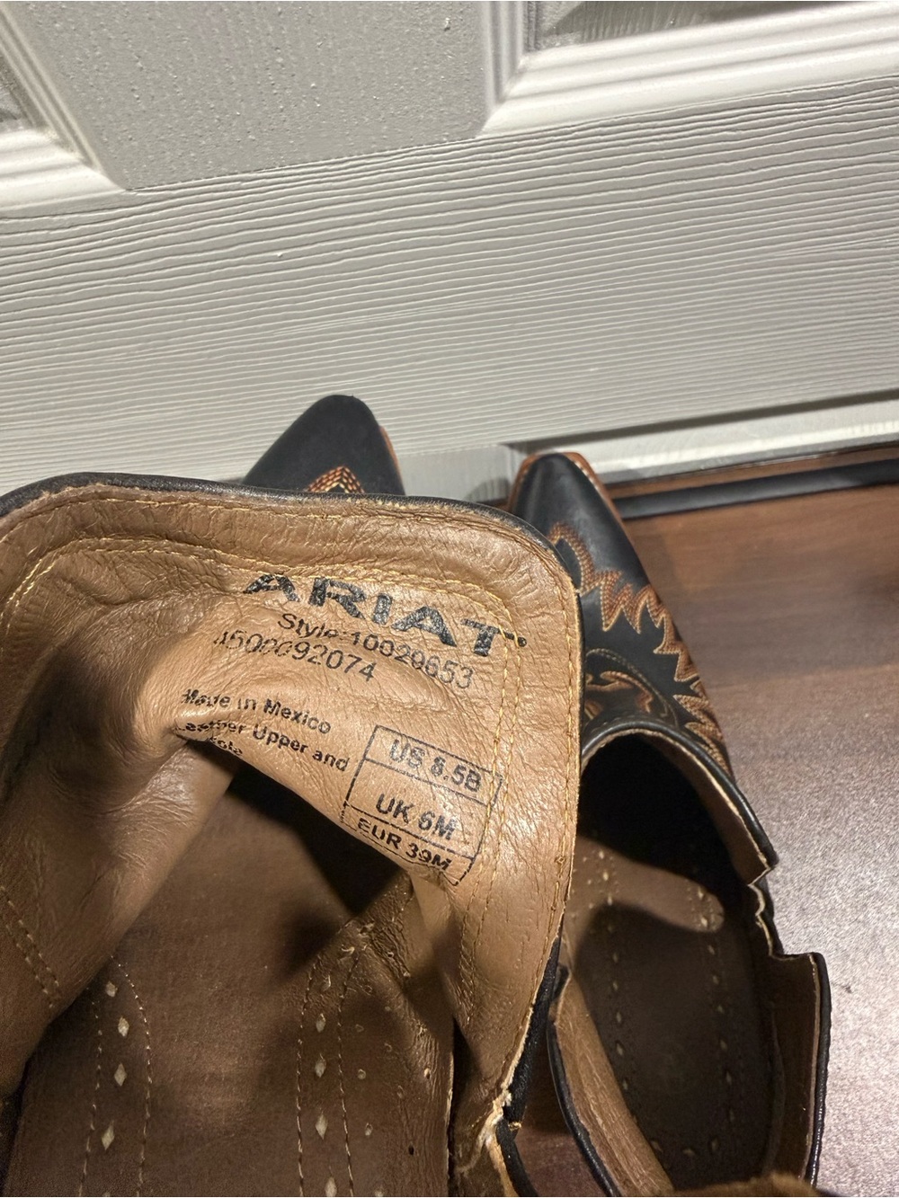 Ariat Women's Dixon Western Boot Brooklyn Black Snip Toe Pointed Toe Size 8.5B - Picture 6 of 6